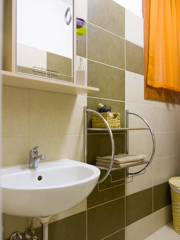 Aqua Apartman Gyula Kamer foto