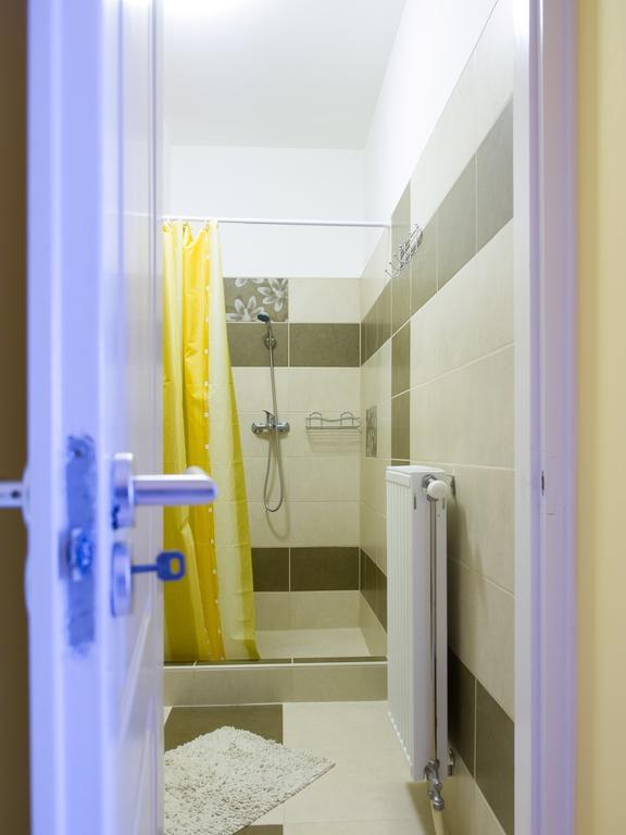 Aqua Apartman Gyula Kamer foto